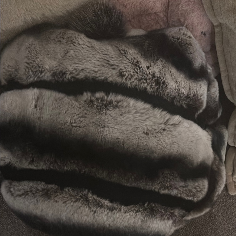 Luxurious Faux Fur Coat in Gray and Black